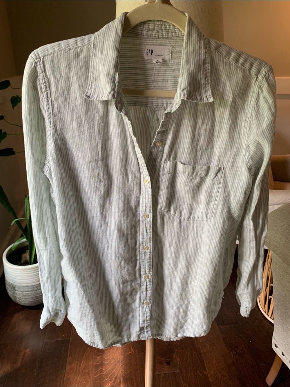 GAP 100% Linen Light Green Striped Button-Up Shirt